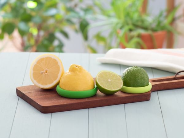 FOOD HUGGERS® set of 2 citrus savers